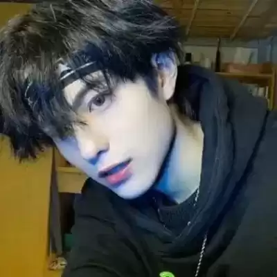 侯梦洁